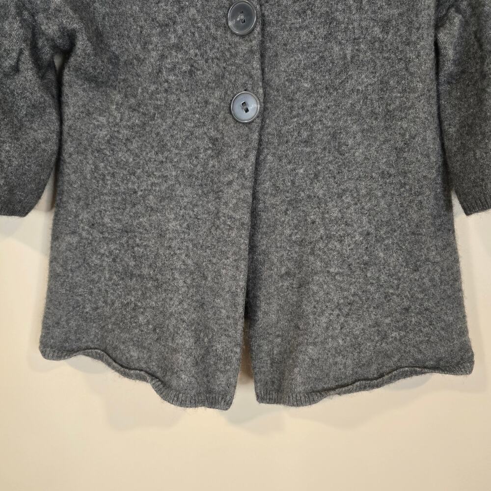 Women's Vince Gray Cashmere 3 Button Sweater Cropped Cardigan | Size Medium - Picture 5 of 11